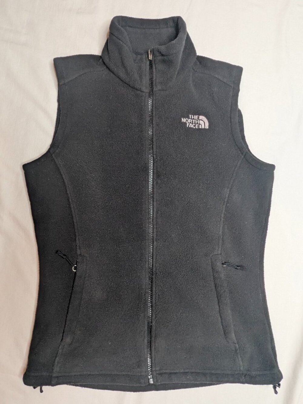 Under Armour Women’s Black Fleece Zip-Up Vest – Size Small